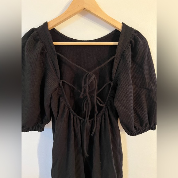 Black Puff Sleeve Open Back Dress - Picture 3 of 4